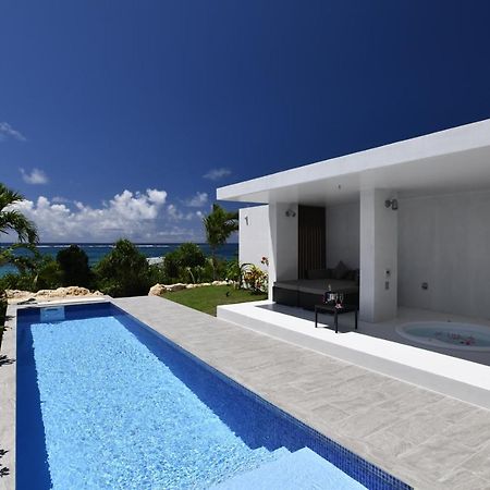 Feliz Villa Suite Miyakojima Ueno Eksteriør bilde